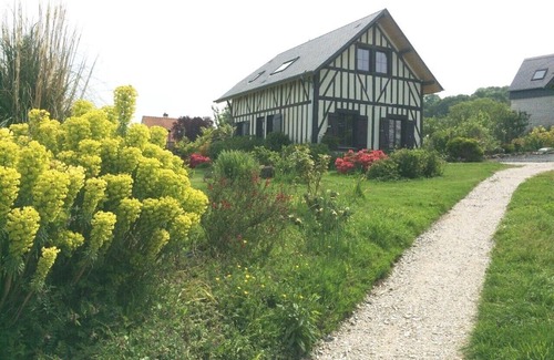La Riviere-Saint-Sauveur Casa | "La Ferme aux Guignes" a 5 minutos de HONFLEUR (río St Sauveur)