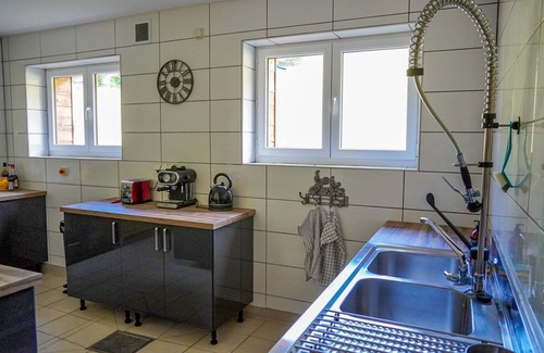 Bernex Chalet De Esquí | La Ferme de l'Âne Rouge - Holiday cottage -15 people including max. 12 adults