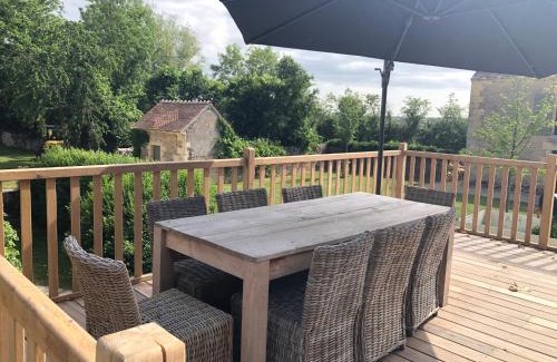 Magny-Cours Cama Y Desayuno | La ferme de Planchevienne