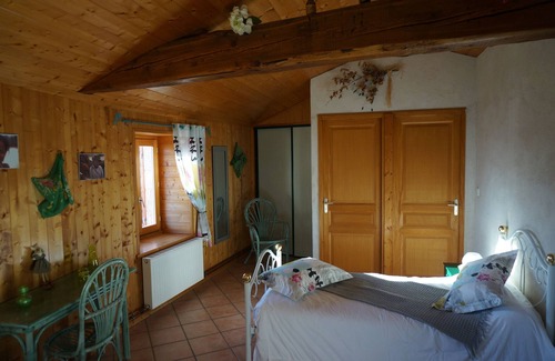 Montromant Cama Y Desayuno | La Ferme du Thiollet