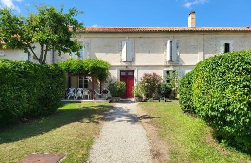 Ronsenac Casa | La Ferme