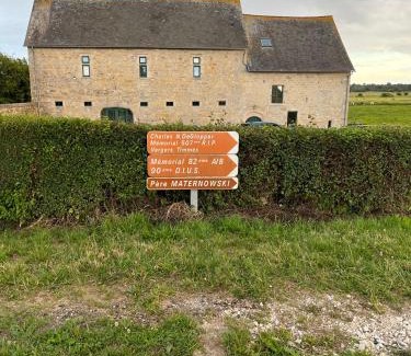 Baie du Cotentin Cama Y Desayuno | La Fiere Bridge Guest House