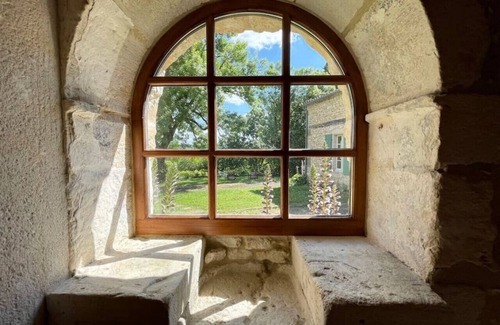 Savignac-de-Duras Casa | La Fleur de Savignac · 3 bd, pool, views, WiFi
