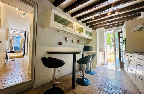 Molesme Casa | La Floraison