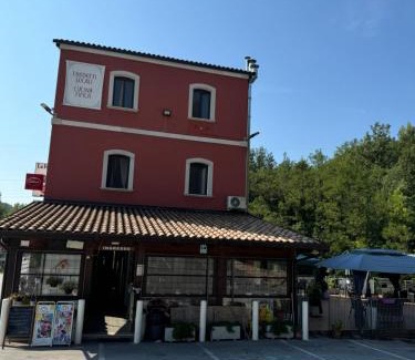 Rocchetta a Volturno Cama Y Desayuno | La Foresteria