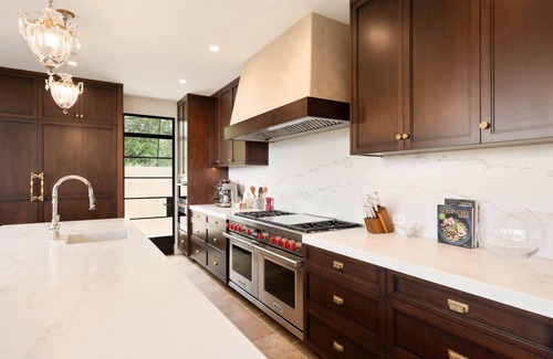 Western Malibu Casa | La Fortezza by Stay Awhile Villas