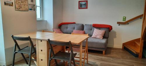 Montflours Casa | La Fourmondière supérieure, maison éclusière
