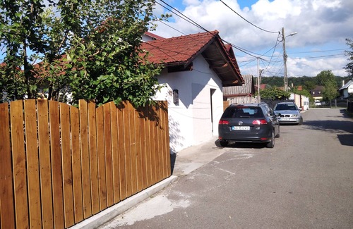 Curtea De Arges Casa | La garaj Arges