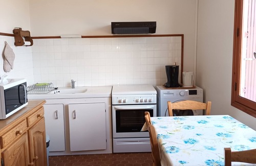 Fontanes Casa | la gardille les pine independent house with land in lozere