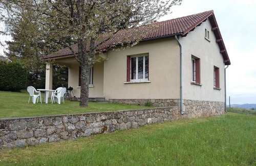 Fontanes Casa | la gardille les pine independent house with land in lozere