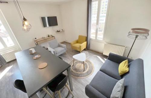 Faubourg-Raines Apartamento | La Gare: 50m2, 4 Prs, 2 Ch - Proximité cité gastro