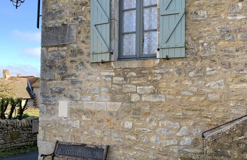 Salles-Courbaties Casa | La Gastine