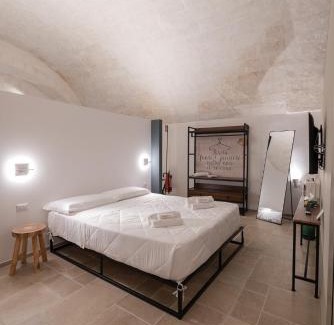 Sasso Caveoso Casa | La Goccia Suite