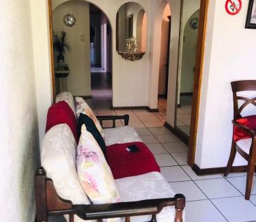 Emfuleni Casa | La Gracia Guesthouse