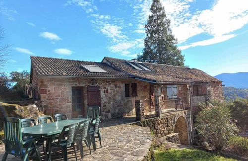Saint-Pierre-Saint-Jean Casa | "la grange 1809" sleeps 6, private pool