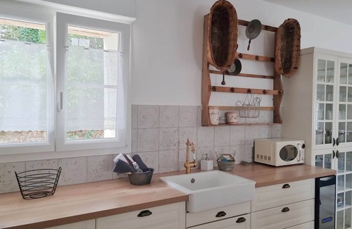 Verneuil-sur-Indre Otro | La Grange à Porteau French country mansion holiday 4*