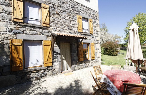 Olloix Cabaña | La Grange aux Ayres gîte "Cerise" 5 lugares