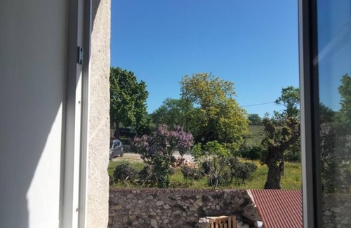Chomerac Cama Y Desayuno | La Grange de Sabatas, Room La Toinette