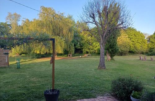 Longue-Jumelles Cama Y Desayuno | La Grange des Roisnes