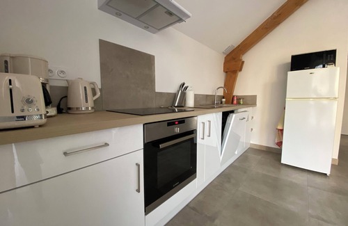 Drulhe Casa | La Grange du Contour Renovated house with terrace - 2 bedrooms, 1 bathroom, separate WC