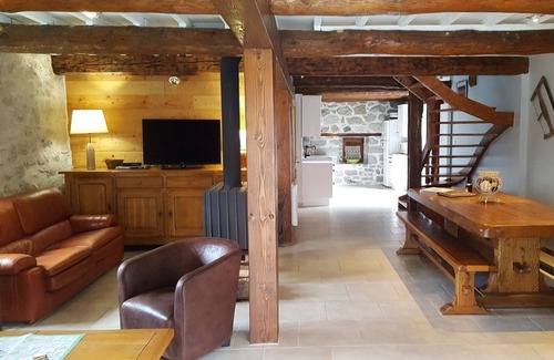 Aulus-les-Bains Casa | LA GRANGE DU MOULIN clasificado en 3 estrellas para 2 a 8 personas
