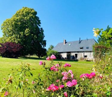 Le Mesnil-Simon Casa | La Grange du Tillieul - Haras de la varende