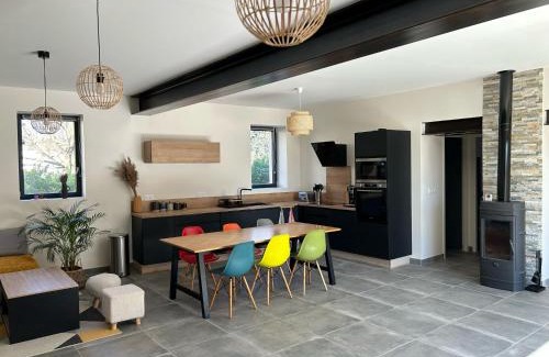 Grillon Casa | La Grange