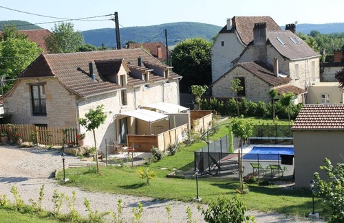 Saint-Pierre-Toirac Casa | La Grange or La Remise