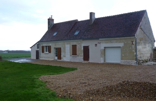 Saint-Martin-des-Bois Casa | La Grange, casa de campo reformada para 6 personas.