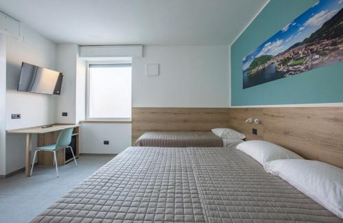 Albese con Cassano Cama Y Desayuno | La Guest House di PIAZZA MOTTA