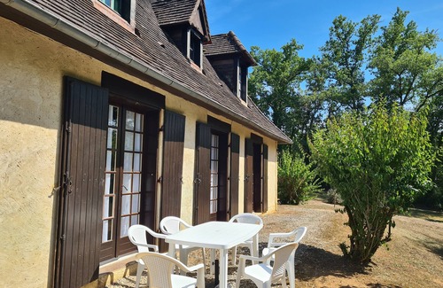 Cenac-et-Saint-Julien Casa | La Guinoline - Spacious, traditional Périgordine house with large garden
