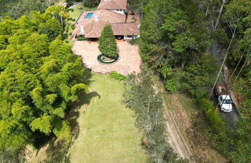 Retiro Villa | Finca Hacienda Colonial - Piscina - Hermosas Vistas