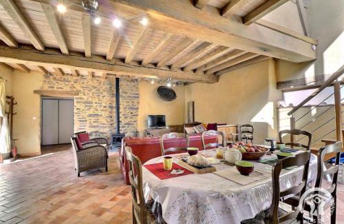 Saint-Thurial Casa | La haie chapeau