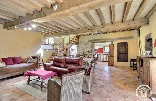 Saint-Thurial Casa | La haie chapeau