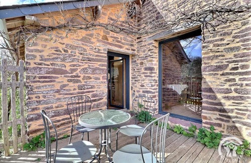 Saint-Thurial Casa | Espíritu Eco-cabaña y hermosa decoración para esta típica casa cerca del bosque de Brocéliande
