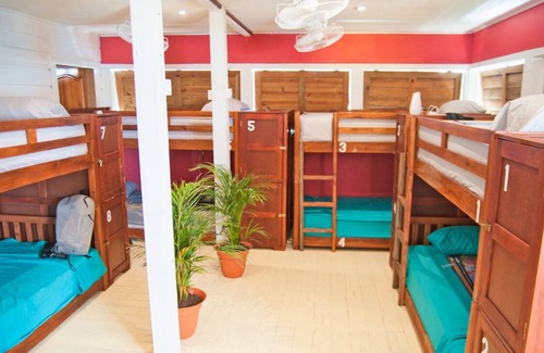 Isla de Utila Hostal | La Hamaca Hostel Utila