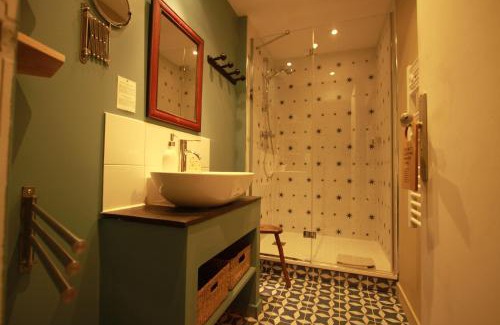 Le Rosais-La Flourie Cama Y Desayuno | La Haute Flourie - bed and breakfast -chambres d'hôtes
