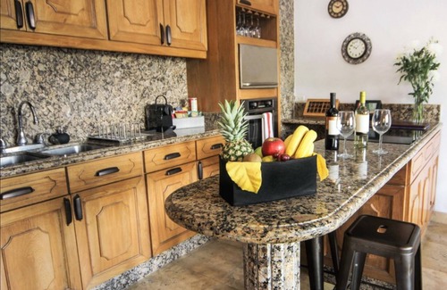 Casco Viejo Apartamento | La Isabela Suites