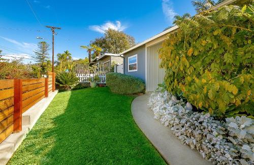 Beach Barber Tract Casa | La Jolla Cottage