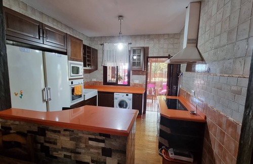Chiclana de la Frontera Chalet De Esquí | La Kasuka, Chalet independiente con Piscina, Wifi