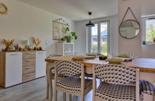Grand-Couronne Apartamento | La Kase Dali jolie maison de ville avec jardin