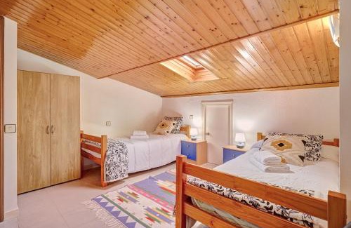 Viana Apartamento | La Kasilla de Viana by Clabao