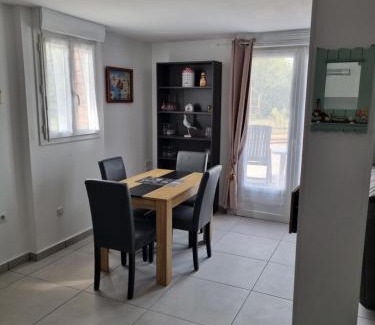Saint-Sauveur-des-Landes Casa | La Lande Chauvin