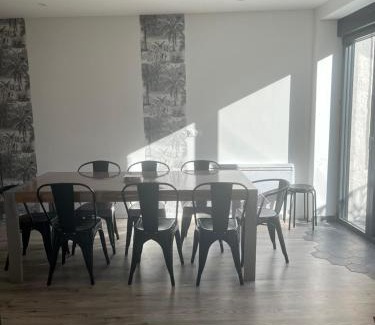 Gouvernes Casa | La lavandière