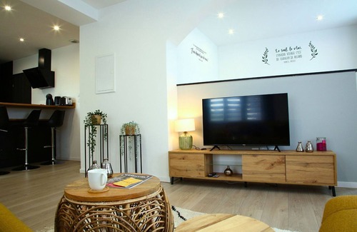 Lens Apartamento | LA Loge EN Or-parking Gratuit, Proche Centre Ville et Autoroute