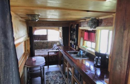 Marathon Casa | La loma del chivo Llc Stone Cottage alternative building