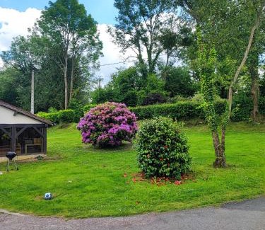 Quetteville Casa | La longère dans la prairie