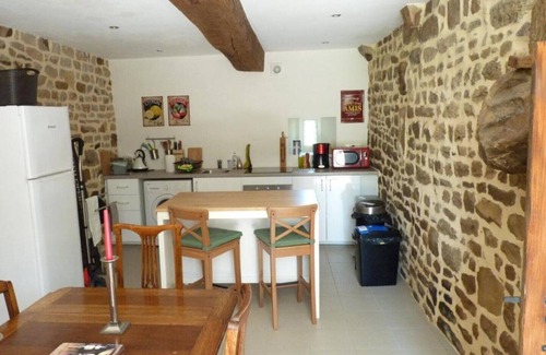 Lonlay-l'Abbaye Casa | La Longere a tranquil, rural stone cottage, cosy and comfortable. All inclusive