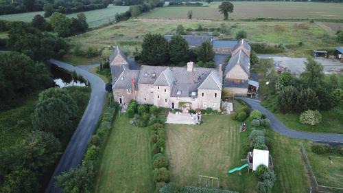 Cerisy-la-Foret Casa | La Longre