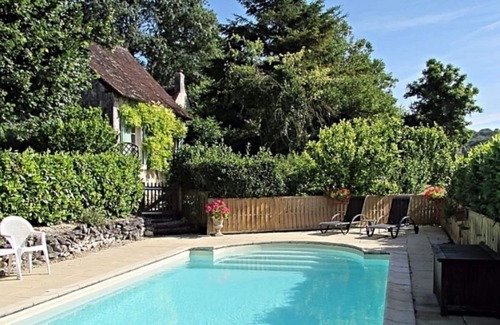 Chaumussay Cabaña | LA LUNE - COTTAGE HOLIDAY RENTAL, IN LE GRAND PRESSIGNY, INDRE-ET-LOIRE, FRANCE.